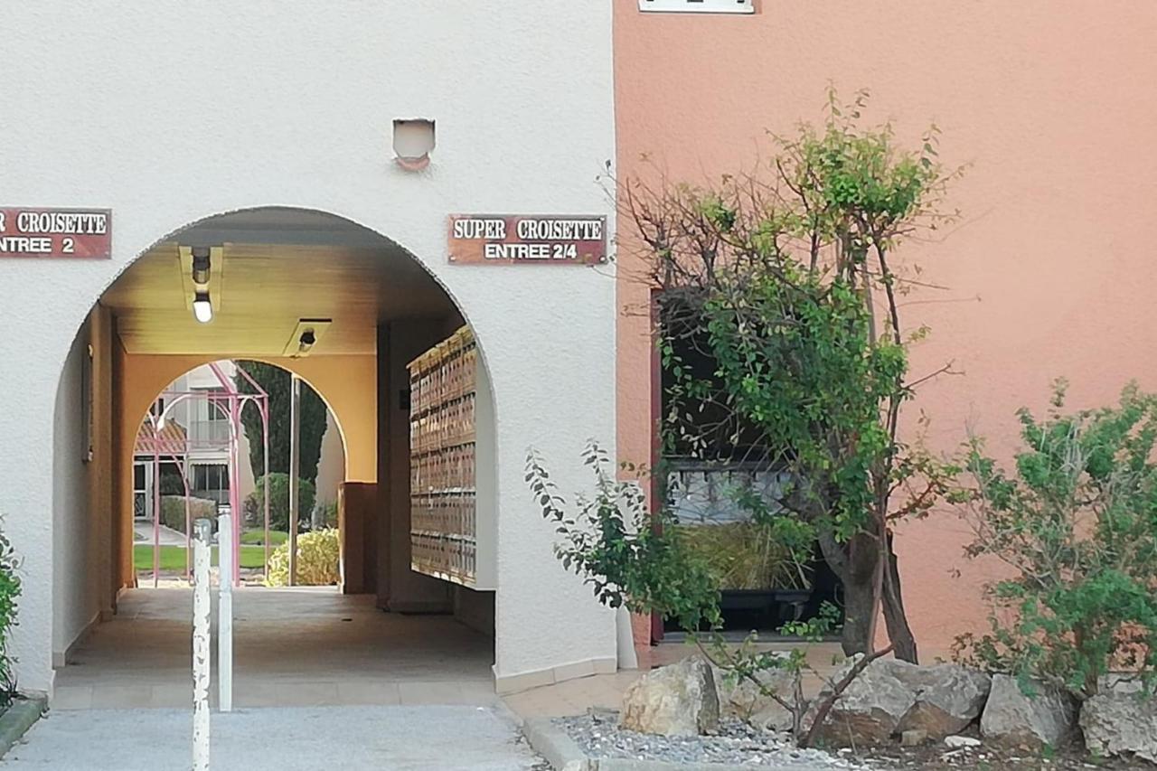Very Cosy Apartment At 200 M From The Beaches La Londe-les-Maures ภายนอก รูปภาพ